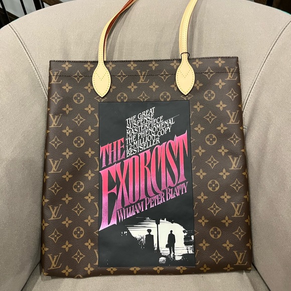 Louis Vuitton Carry It Monogram Shoulder Bag tote New w pouch/dust bag! 2 in 1 - Picture 4 of 10